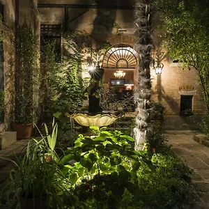  Guest house La Residenza 818
